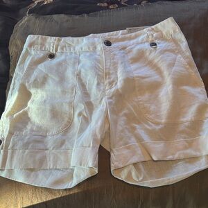 Patagonia Women's Cream Cargo Shorts